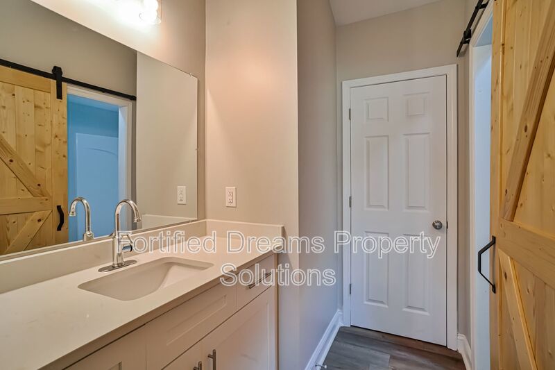 Incredible 3 Bedroom & 2 bathroom Archdale House full of Charm! property image