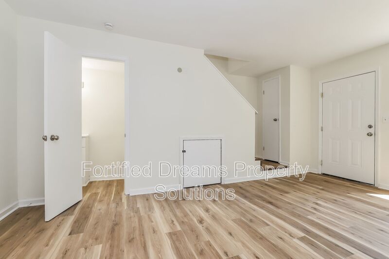 2 bed 1.5 bath townhouse in High Point- Accepting vouchers property image