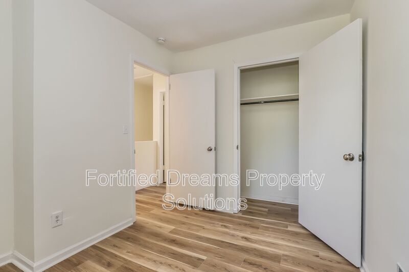 2 bed 1.5 bath townhouse in High Point- Accepting vouchers property image