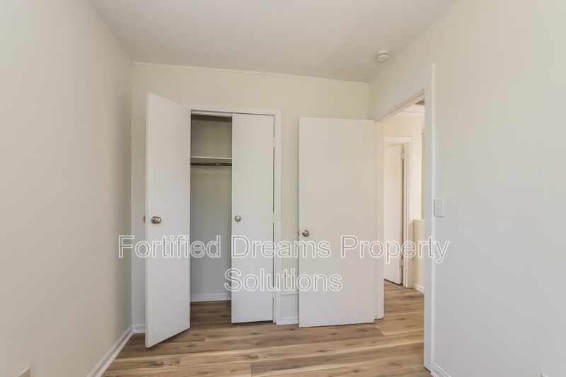 2 bed, 1 and a half bath- townhouse style duplex in High Point- Accepting Housing Vouchers property image