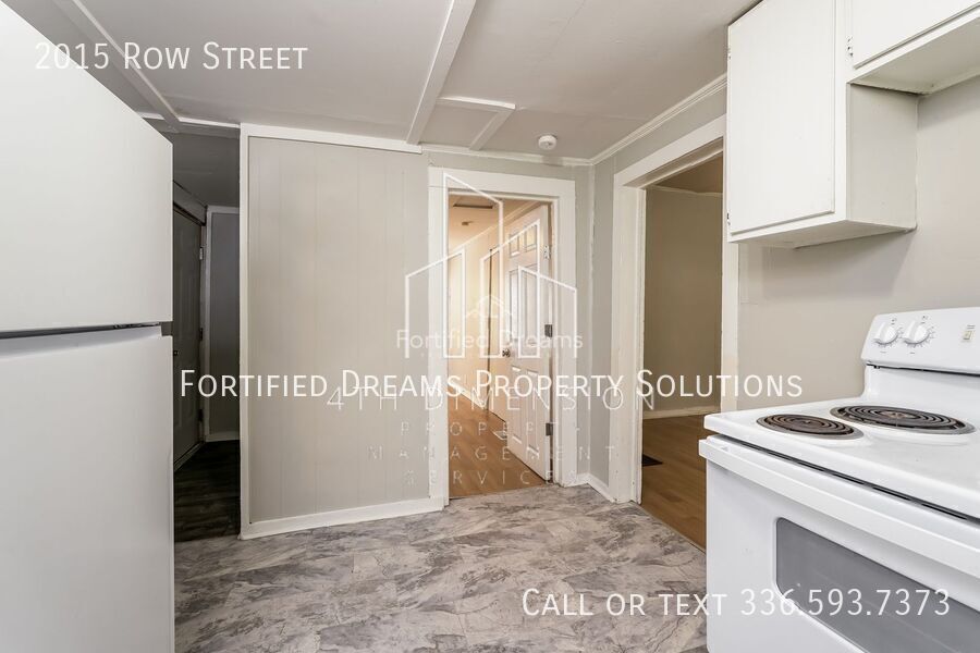 2015 Row Street | 2 Bed & 1 Bath property image