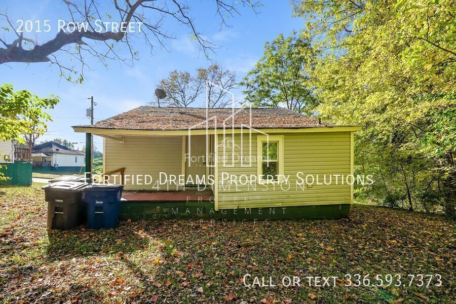 2015 Row Street | 2 Bed & 1 Bath property image