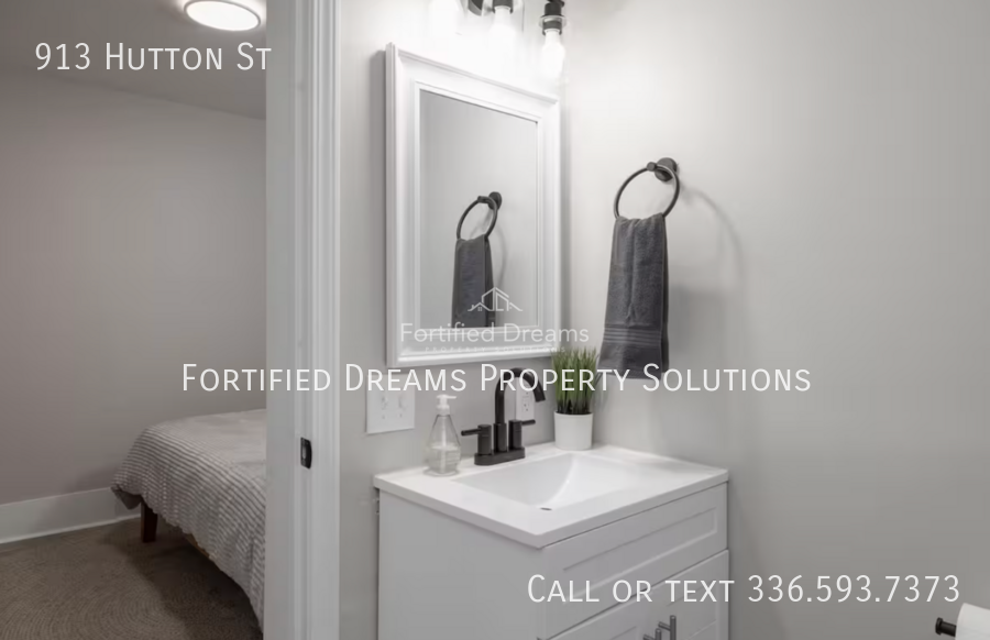 Cozy 4#BR Home In West Salem- Minutes from Downtown property image