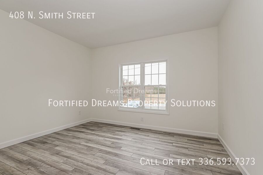 New construction in Liberty! property image