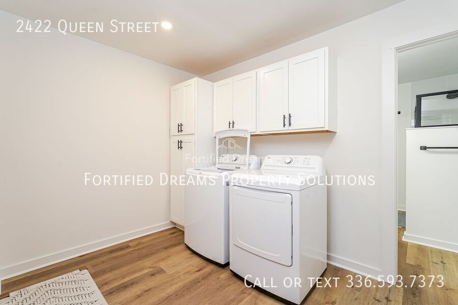 Queen’s Quarters! 6BR 3B Near Atrium Health & WFU property image