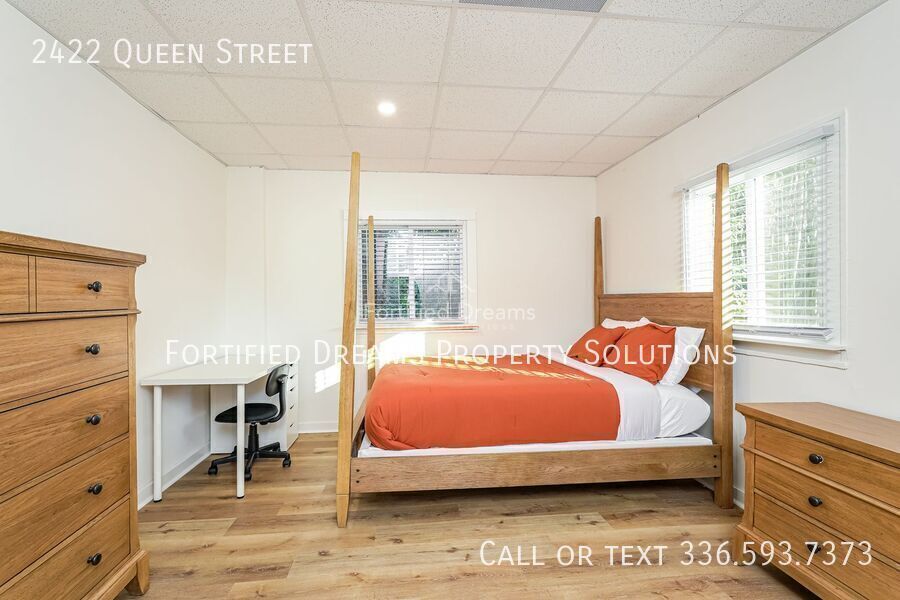 Queen’s Quarters! 6BR 3B Near Atrium Health & WFU property image