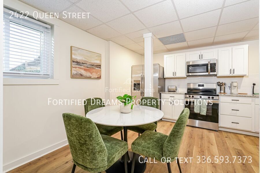 Queen’s Quarters! 6BR 3B Near Atrium Health & WFU property image