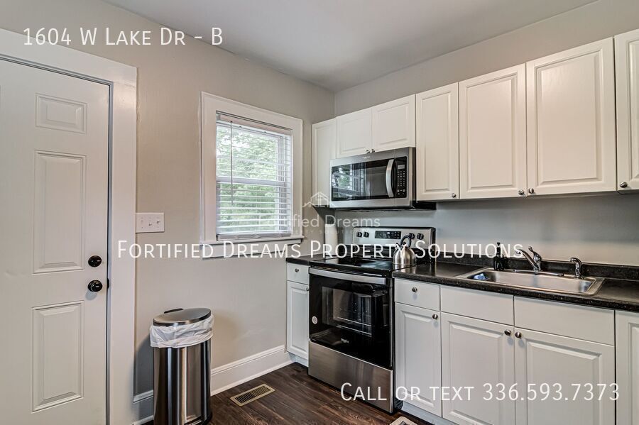 Furnished 2-Bedroom | Long-Term Rental | Available Now! property image