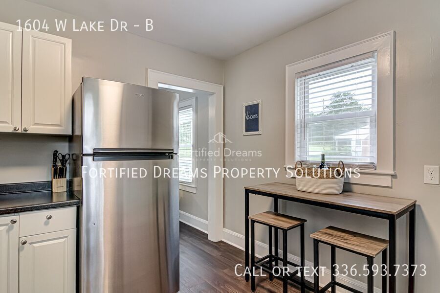Furnished 2-Bedroom | Long-Term Rental | Available Now! property image