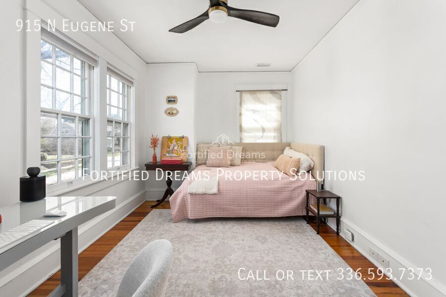 The Greensboro Gallery House w/ Private Office + Sauna | Walkable Fisher Park | Turnkey Luxury Living property image