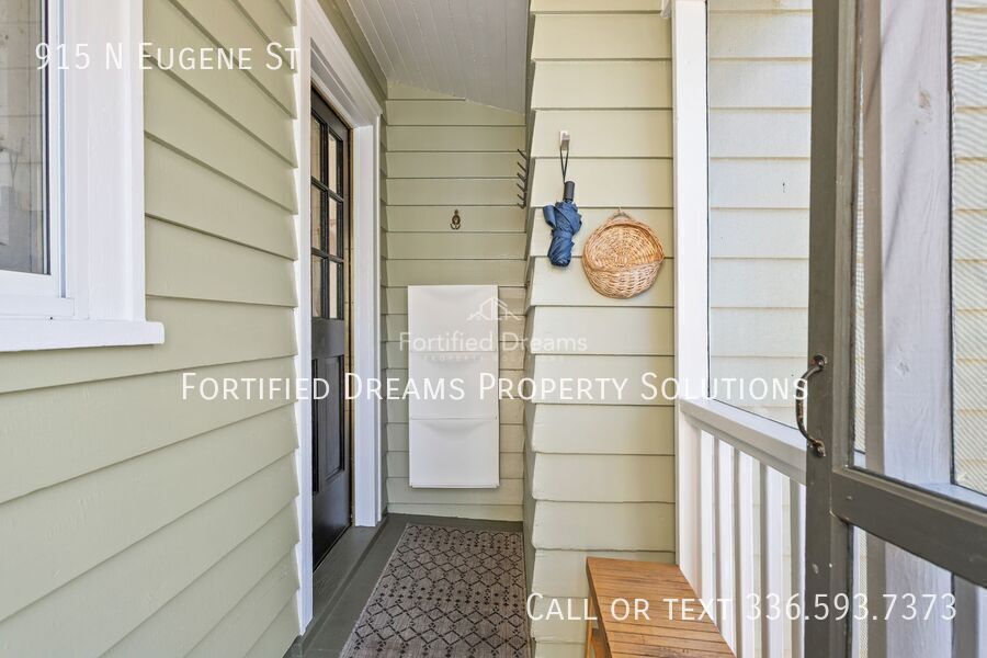 The Greensboro Gallery House w/ Private Office + Sauna | Walkable Fisher Park | Turnkey Luxury Living property image