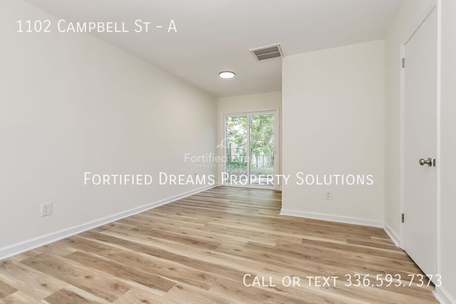 2 bed 1.5 bath townhouse in High Point- Accepting vouchers property image