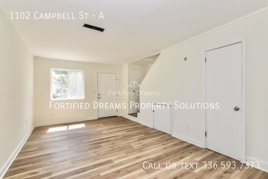 2 bed 1.5 bath townhouse in High Point- Accepting vouchers property image