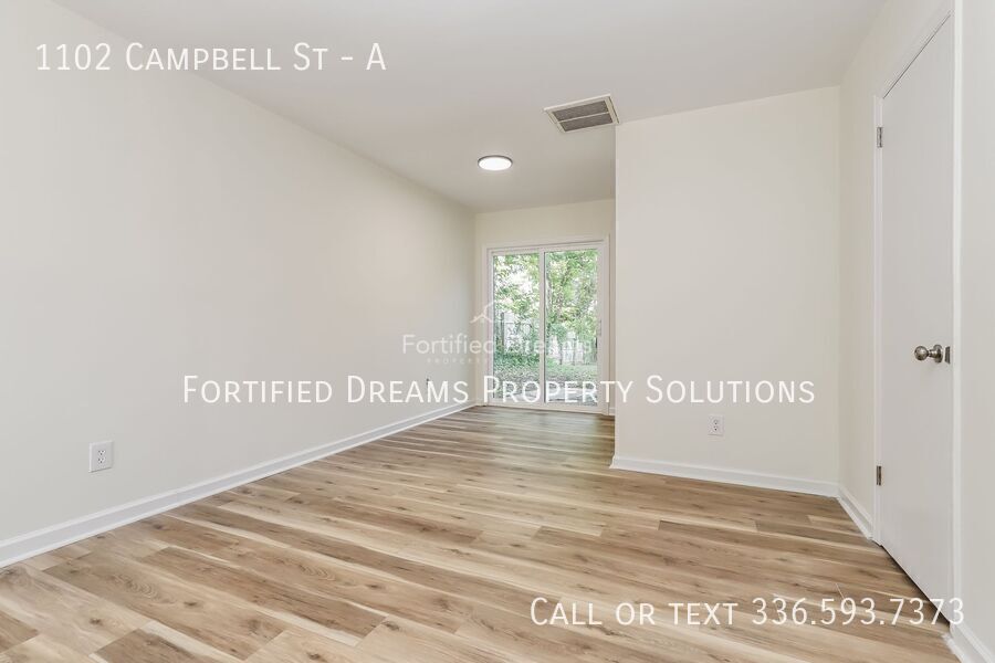 2 bed 1.5 bath townhouse in High Point- Accepting vouchers property image