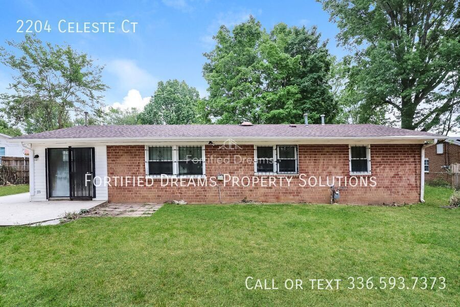 3 bedroom, 1.5 bath, brick ranch on cul-de-sac, fully fenced back yard, Greensboro property image