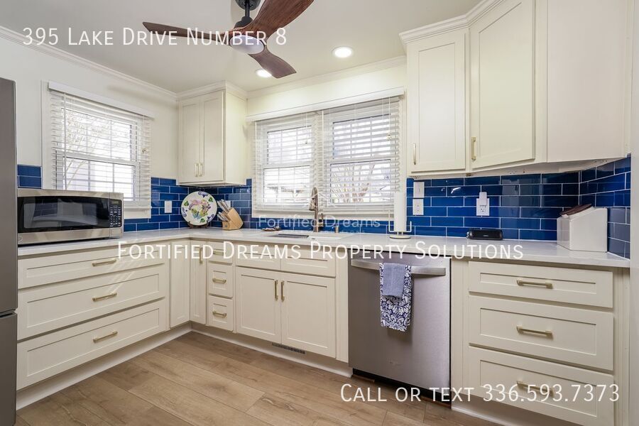 Cozy Lake House on Abbots Creek, Lexington NC property image