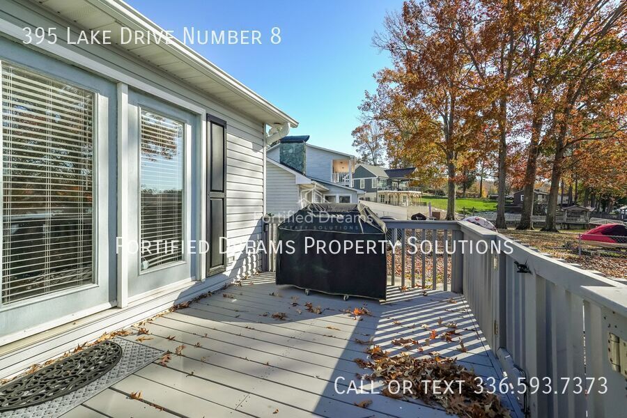 Cozy Lake House on Abbots Creek, Lexington NC property image