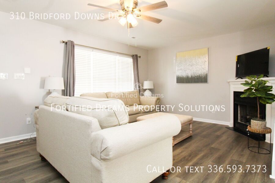 The Cozy Corner on Bridford Downs Short-term and Mid-term rental only property image