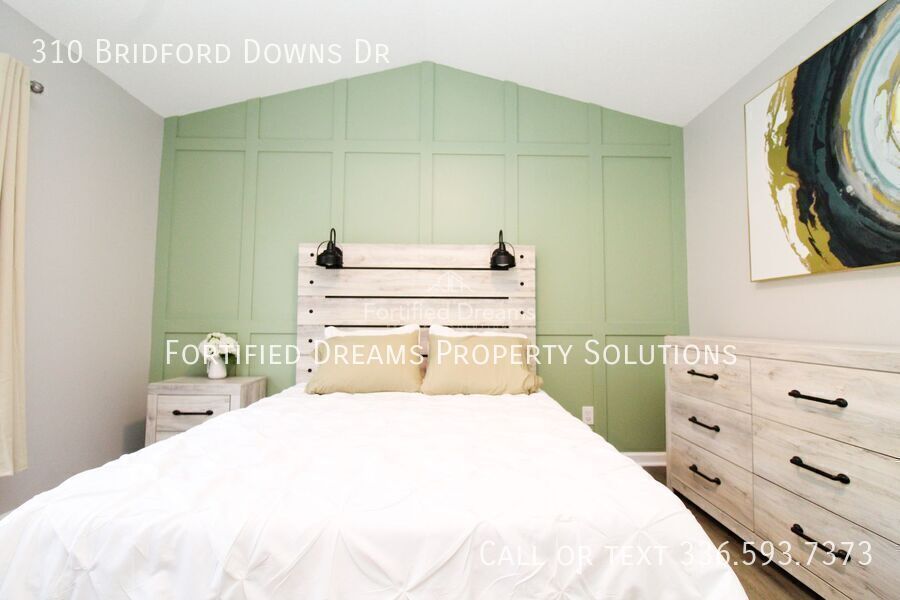 The Cozy Corner on Bridford Downs Short-term and Mid-term rental only property image