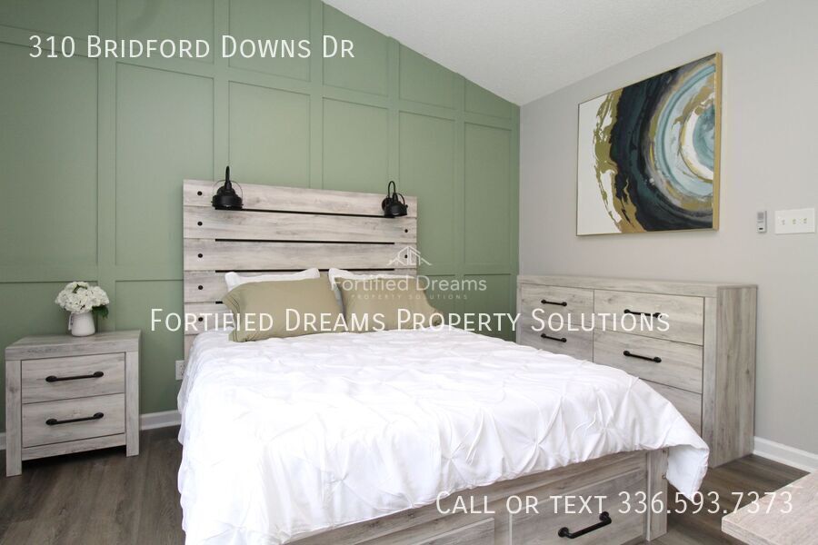The Cozy Corner on Bridford Downs Short-term and Mid-term rental only property image