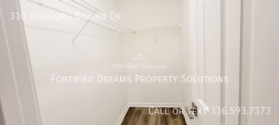 The Cozy Corner on Bridford Downs Short-term and Mid-term rental only property image