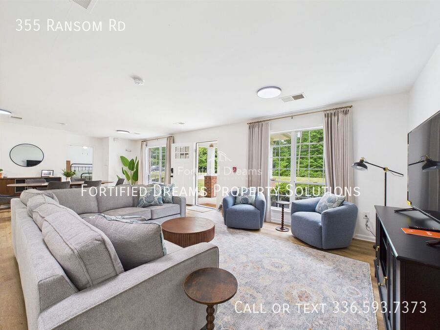 The Ransom Estate: 9BR Oasis Near WFU & Reynolda property image
