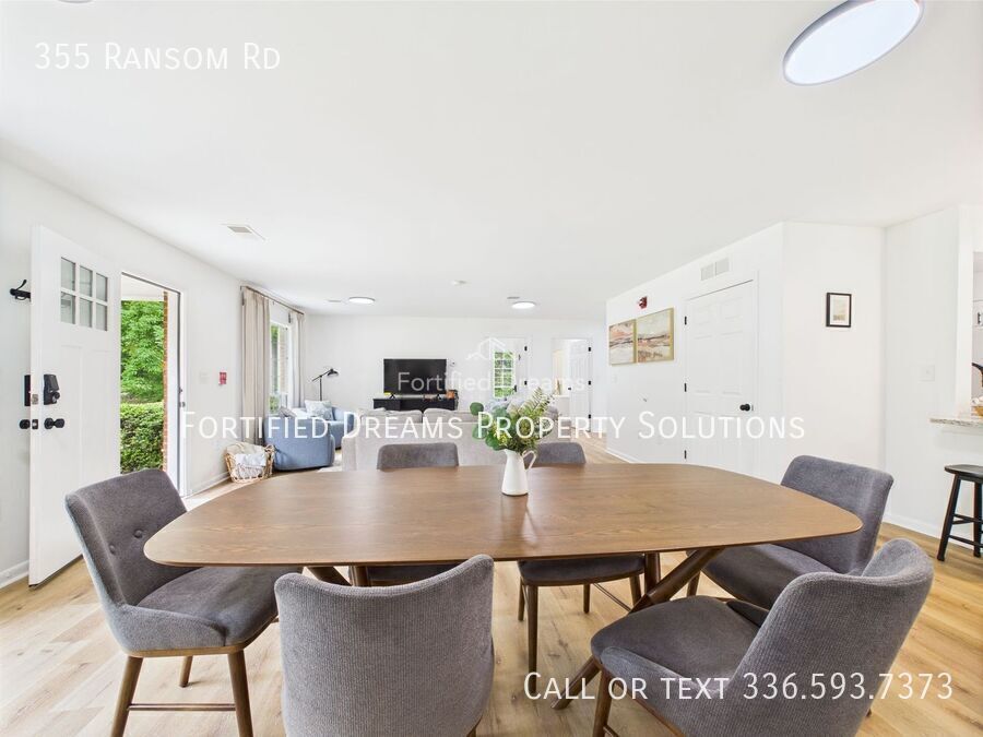 The Ransom Estate: 9BR Oasis Near WFU & Reynolda property image