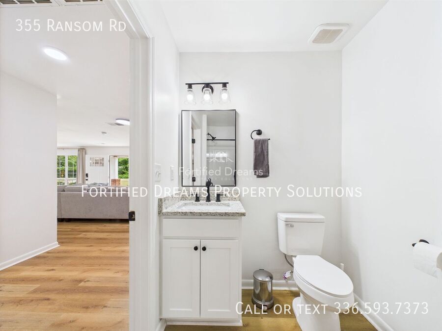 The Ransom Estate: 9BR Oasis Near WFU & Reynolda property image