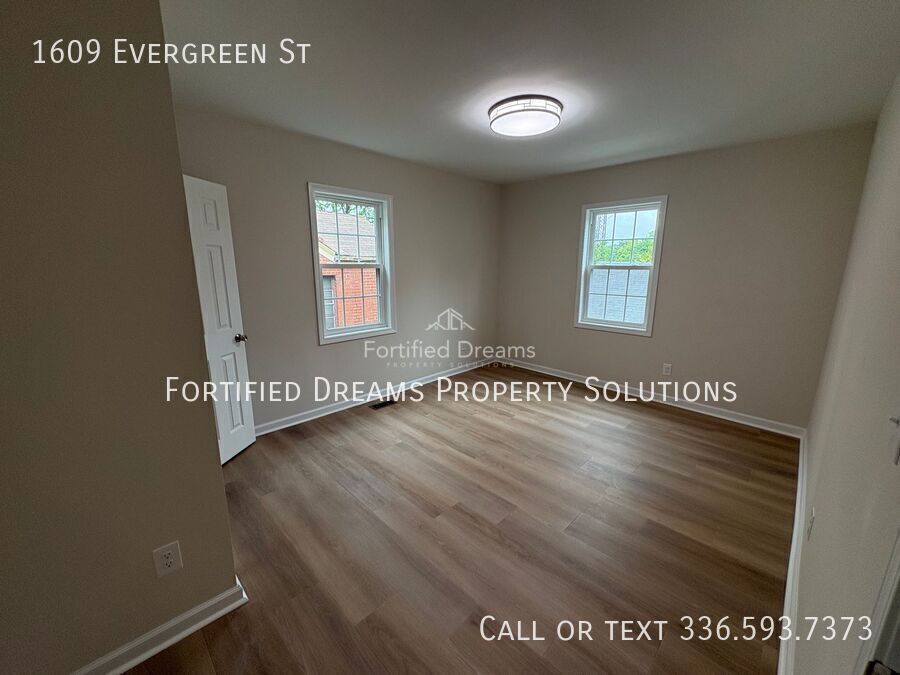 Welcoming 2 Bedroom Home Minutes from Downtown Durham! property image