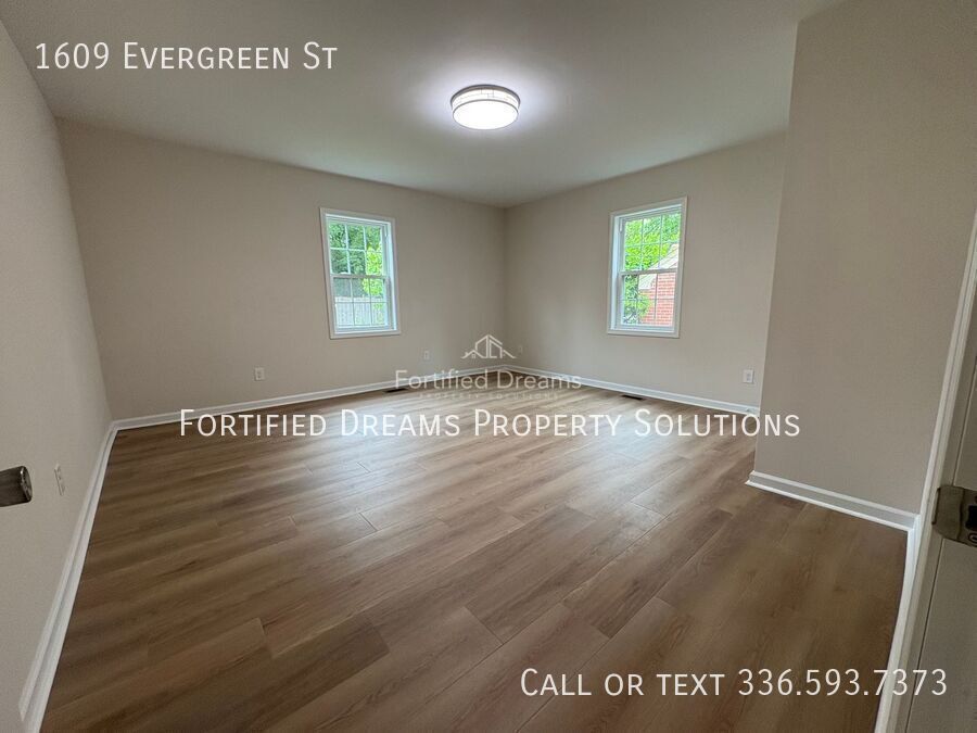 Welcoming 2 Bedroom Home Minutes from Downtown Durham! property image