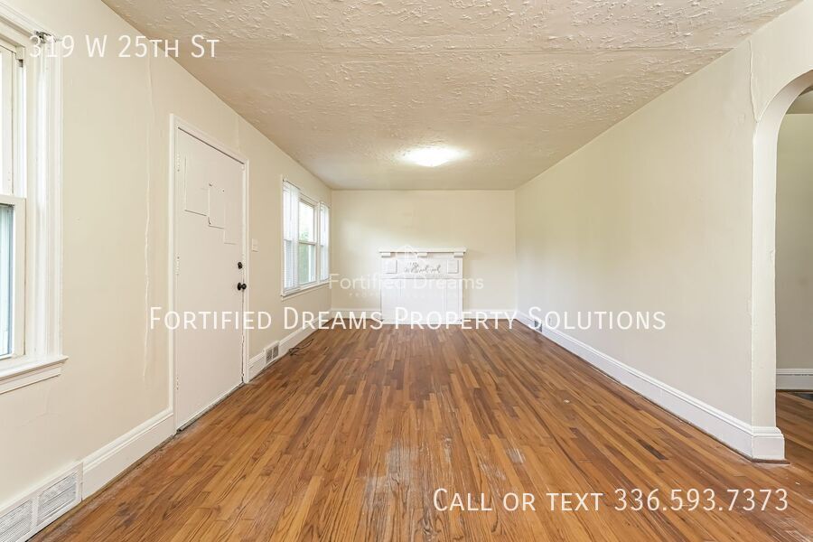 Charming 4 Bedroom Home in Winston-Salem with Spacious Layout and Convenient Location! property image