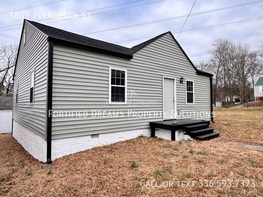 Welcoming 2 Bedroom Home Minutes from Downtown Durham! property image