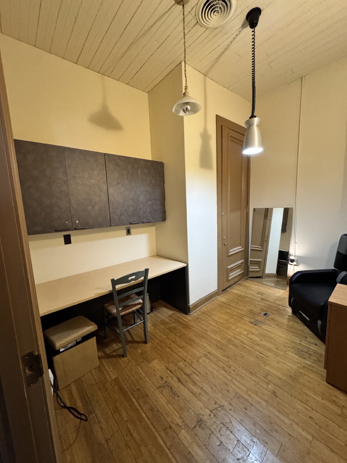 Office Suite, Room 5 property image