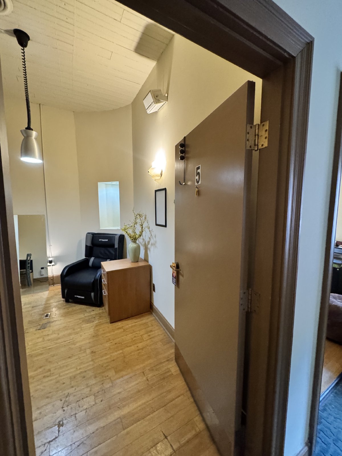 Office Suite, Room 5 property image