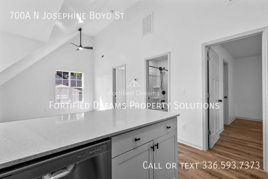 Available Now | Modern 2BD/1BA ADU | Private Garage Parking | Greensboro property image