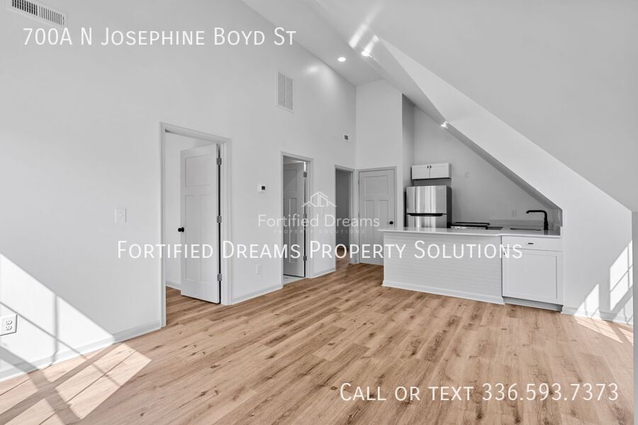 Available Now | Modern 2BD/1BA ADU | Private Garage Parking | Greensboro property image