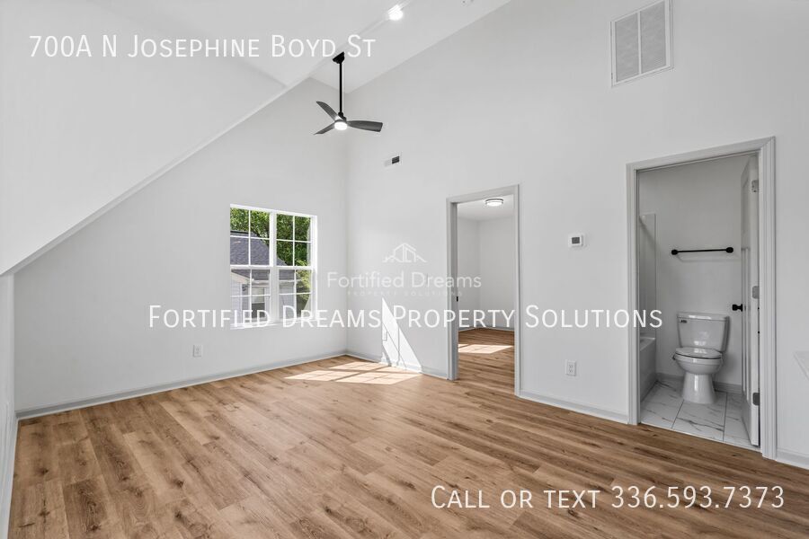 Available Now | Modern 2BD/1BA ADU | Private Garage Parking | Greensboro property image