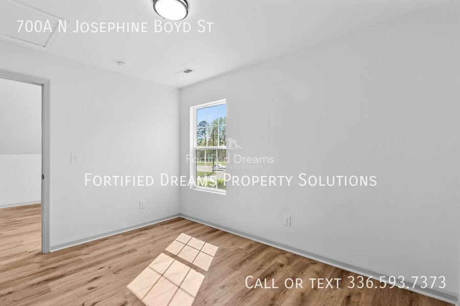 Available Now | Modern 2BD/1BA ADU | Private Garage Parking | Greensboro property image