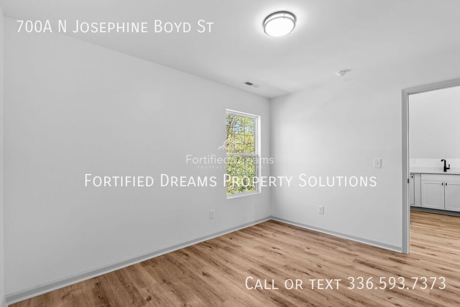 Available Now | Modern 2BD/1BA ADU | Private Garage Parking | Greensboro property image