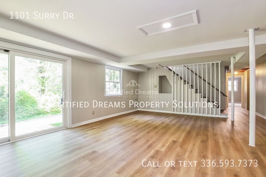 Available August 10: 3 Bed / 3 Bath Brick Ranch on Surry Dr, Guilford Hills, Large Basement & 2 Bonus Rooms property image