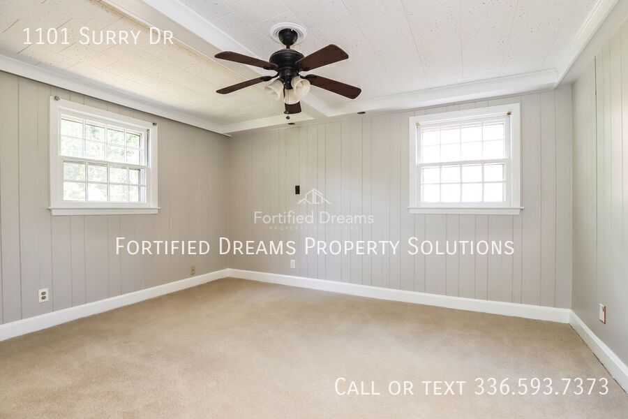 Available August 10: 3 Bed / 3 Bath Brick Ranch on Surry Dr, Guilford Hills, Large Basement & 2 Bonus Rooms property image