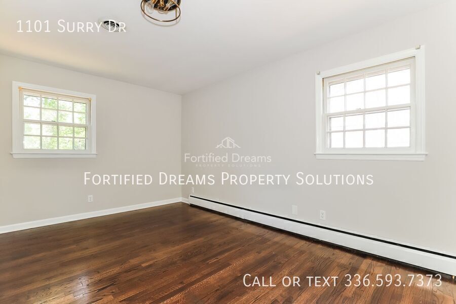 Available August 10: 3 Bed / 3 Bath Brick Ranch on Surry Dr, Guilford Hills, Large Basement & 2 Bonus Rooms property image