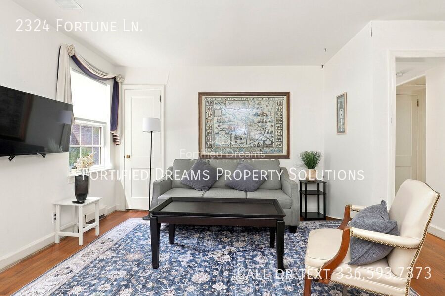 The Sunporch Bungalow – Guilford Hills, Fully Fully furnished and WIFI property image