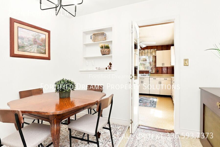The Sunporch Bungalow – Guilford Hills, Fully Fully furnished and WIFI property image