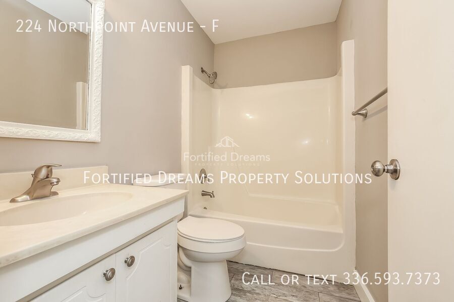 2 Bed, 1.5 Bath Townhome Condo in High Point, NC, 1,120 Sq Ft, Private Patio property image