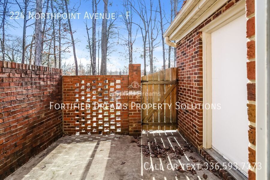 2 Bed, 1.5 Bath Townhome Condo in High Point, NC, 1,120 Sq Ft, Private Patio property image