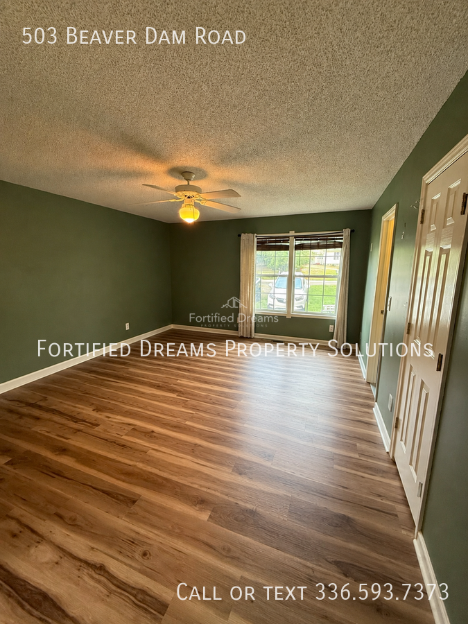 Peaceful Living in Downtown Liberty! property image