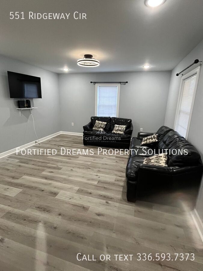 Furnished Mid-Term Home in Asheboro, 4BR/3BA, WiFi & All Utilities Included property image