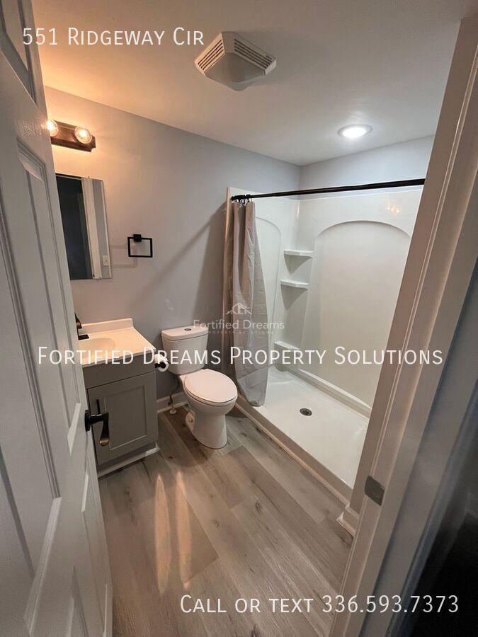 Furnished Mid-Term Home in Asheboro, 4BR/3BA, WiFi & All Utilities Included property image