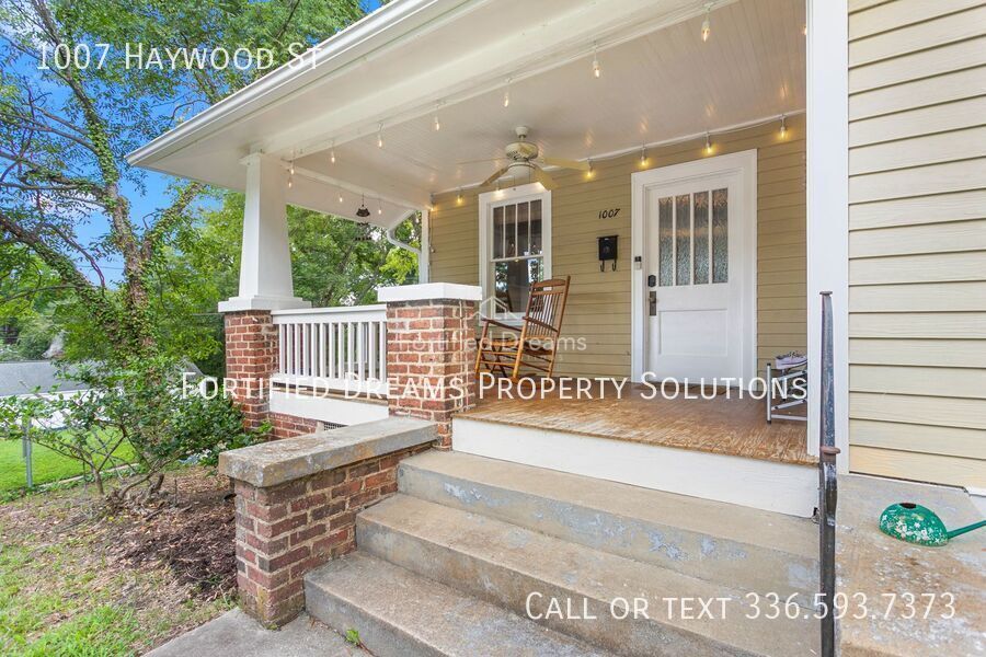 Charming Furnished Craftsman Bungalow, Rocking-Chair Porch, Near Downtown Greensboro & UNCG property image
